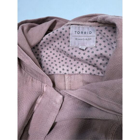 Torrid Women’s Twill Anorak Blush Pink Hooded Full Zip Jacket Size 2 pockets - Picture 10 of 11